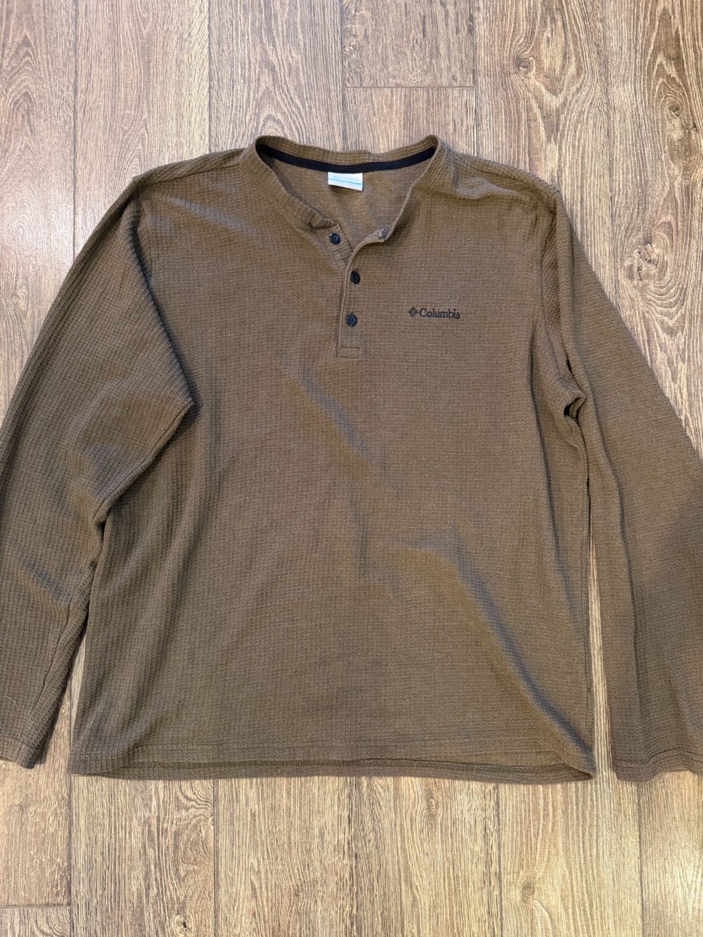Columbia Men's Brown Long-Sleeve Waffle Henley
